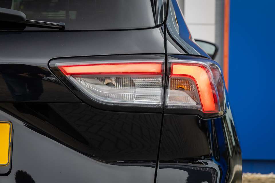 Ford Kuga - Imagem 11