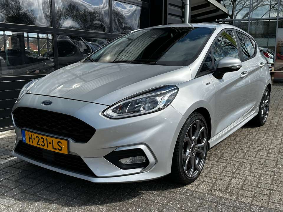 Ford Fiesta - Imagem 2