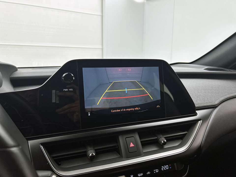 Lexus UX 250h - Imagem 8