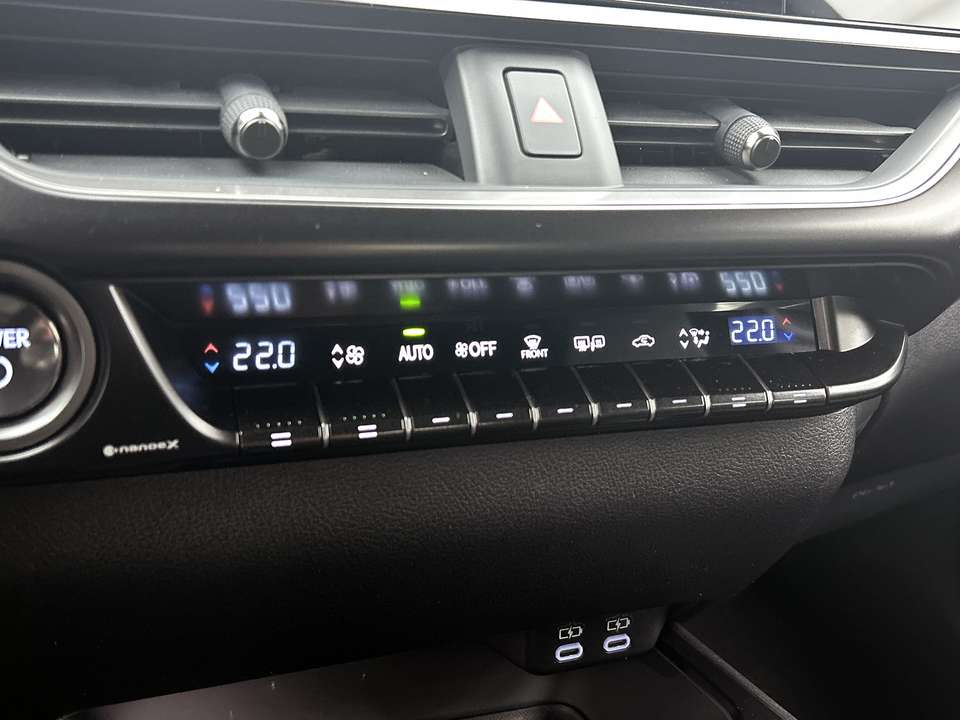 Lexus UX 250h - Imagem 10