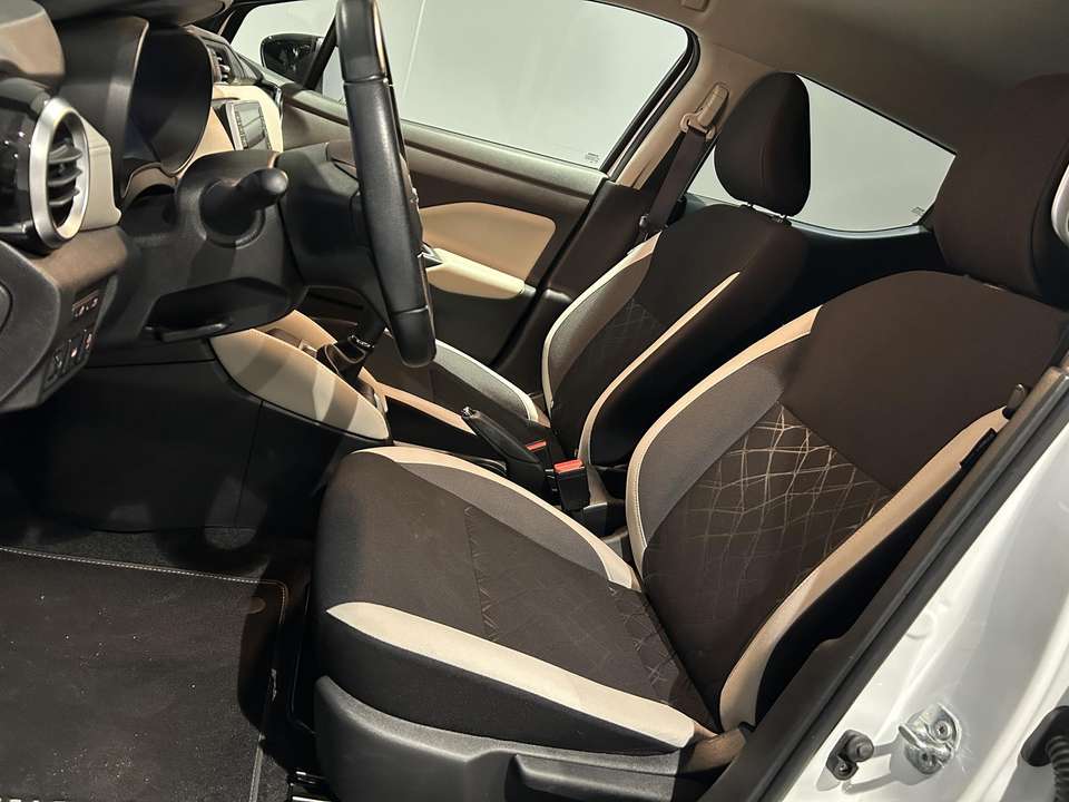 Nissan Micra - Imagem 7