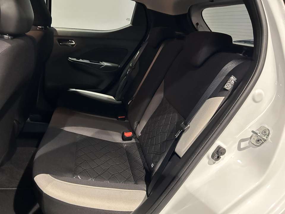 Nissan Micra - Imagem 8