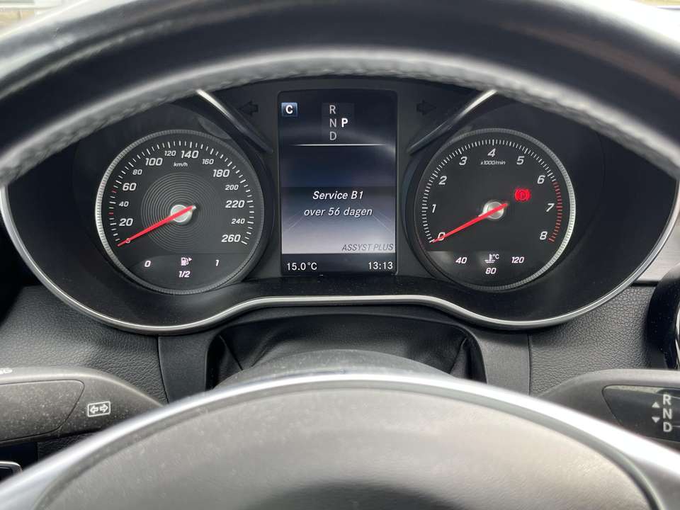 Mercedes-Benz C 180 - Imagem 11