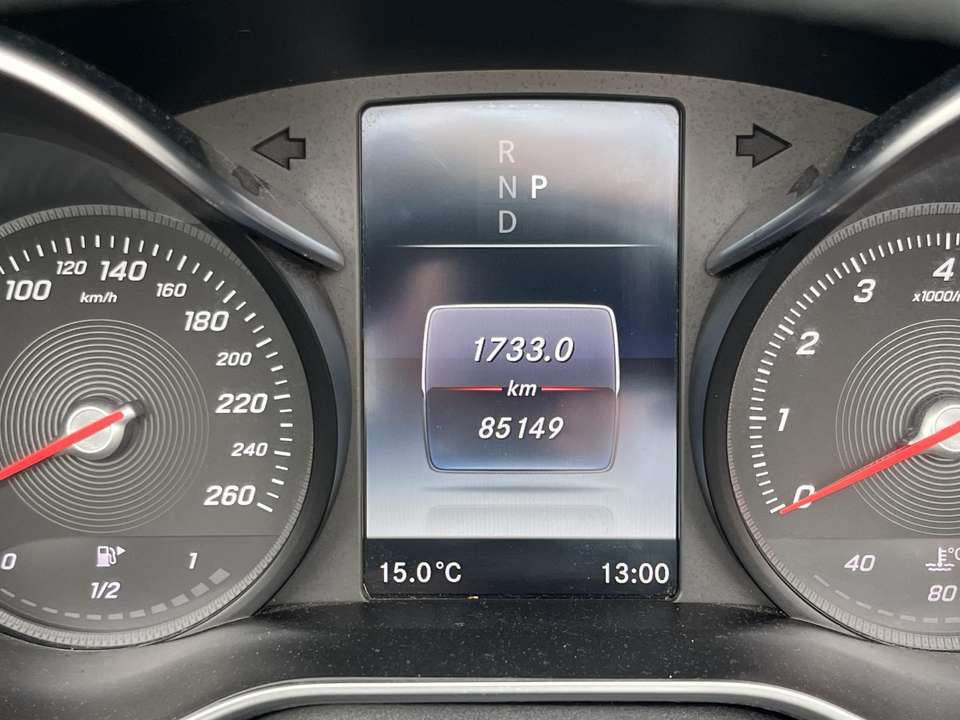 Mercedes-Benz C 180 - Imagem 12