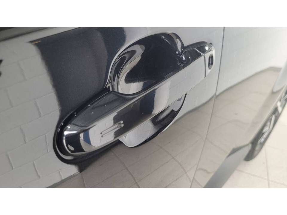 Toyota C-HR - Imagem 9