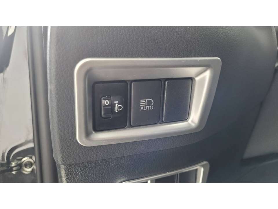 Toyota C-HR - Imagem 11