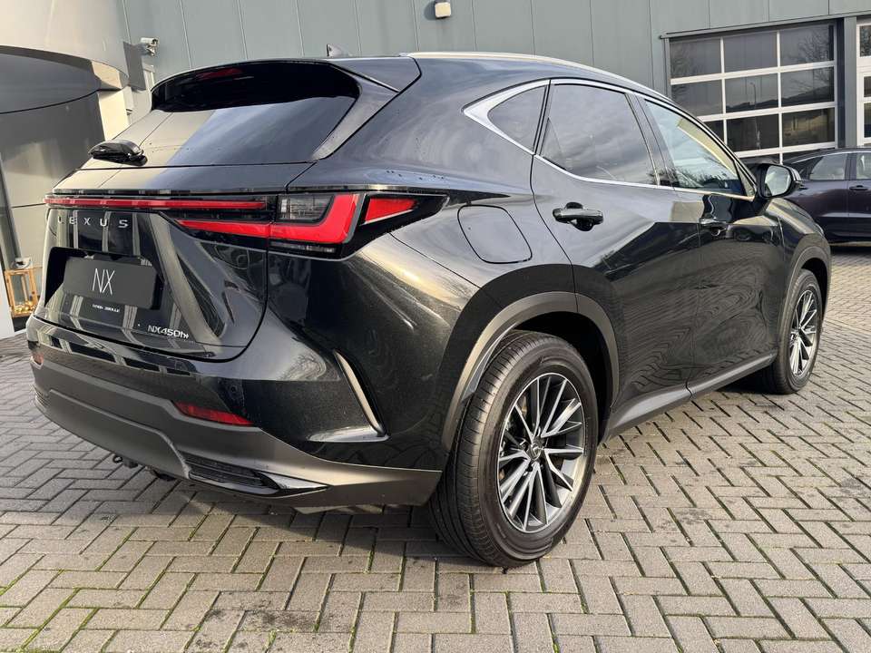 Lexus NX 450h+ - Imagem 3
