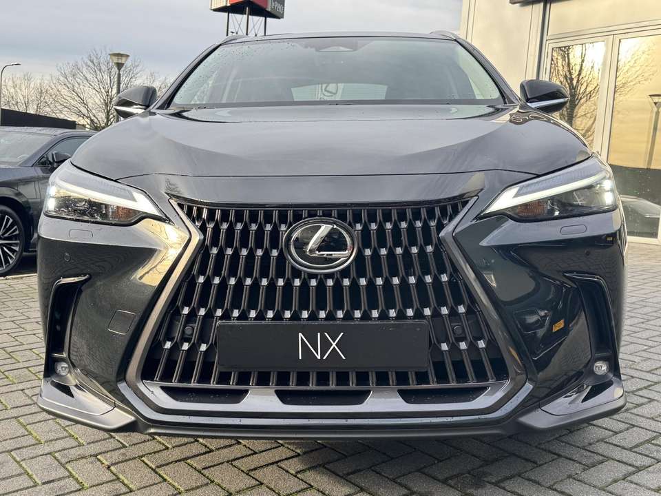 Lexus NX 450h+ - Imagem 8