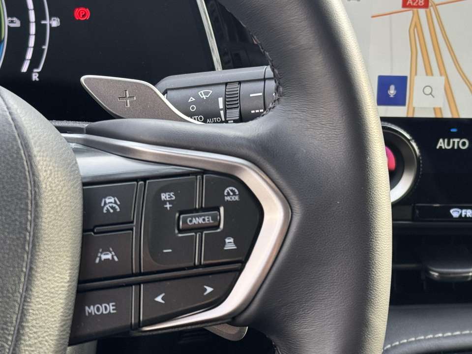 Lexus NX 450h+ - Imagem 18