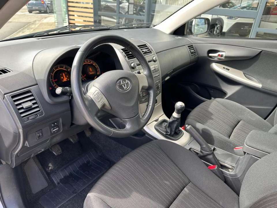 Toyota Corolla - Imagem 13