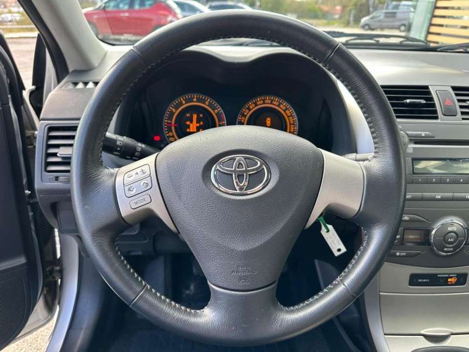 Toyota Corolla - Imagem 15