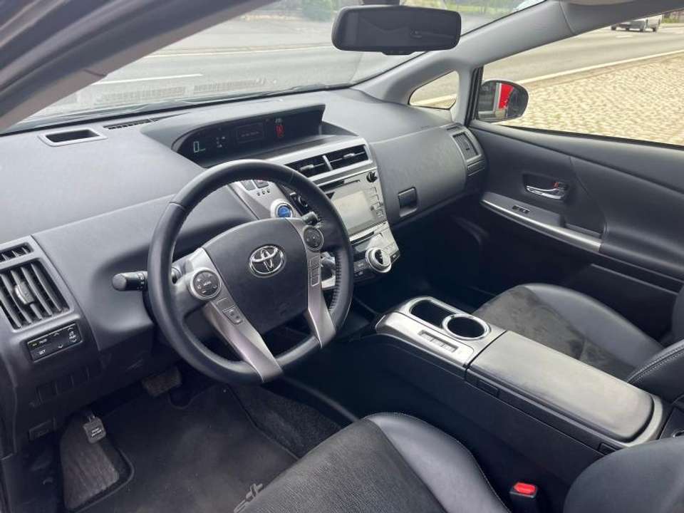 Toyota Prius+ - Imagem 7