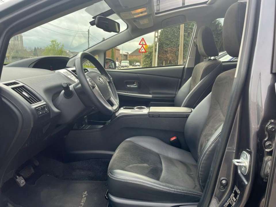 Toyota Prius+ - Imagem 8