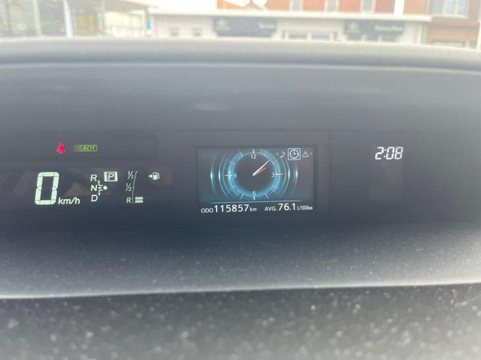 Toyota Prius+ - Imagem 12