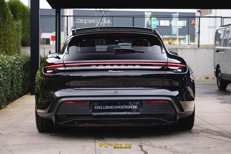 Porsche Taycan - Imagem 6