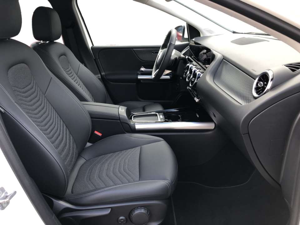 Mercedes-Benz B 200 - Imagem 4