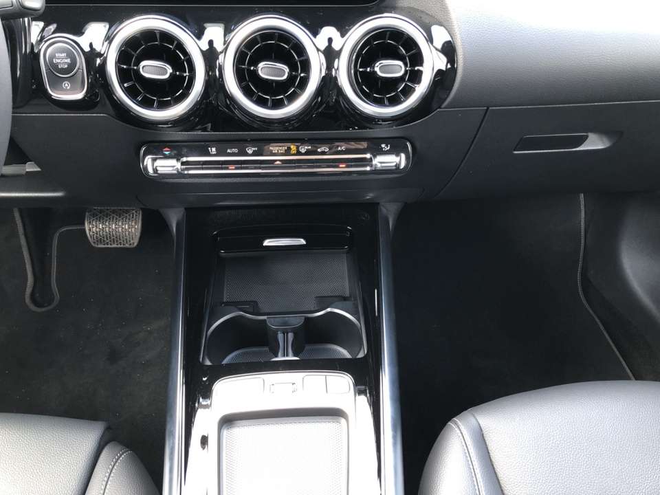 Mercedes-Benz B 200 - Imagem 14