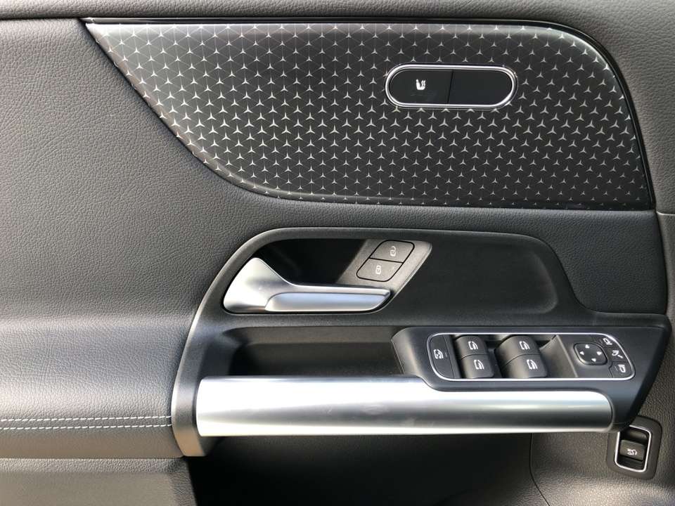 Mercedes-Benz B 200 - Imagem 15