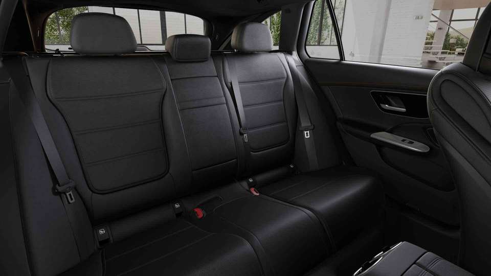 Mercedes-Benz C 300 - Imagem 12