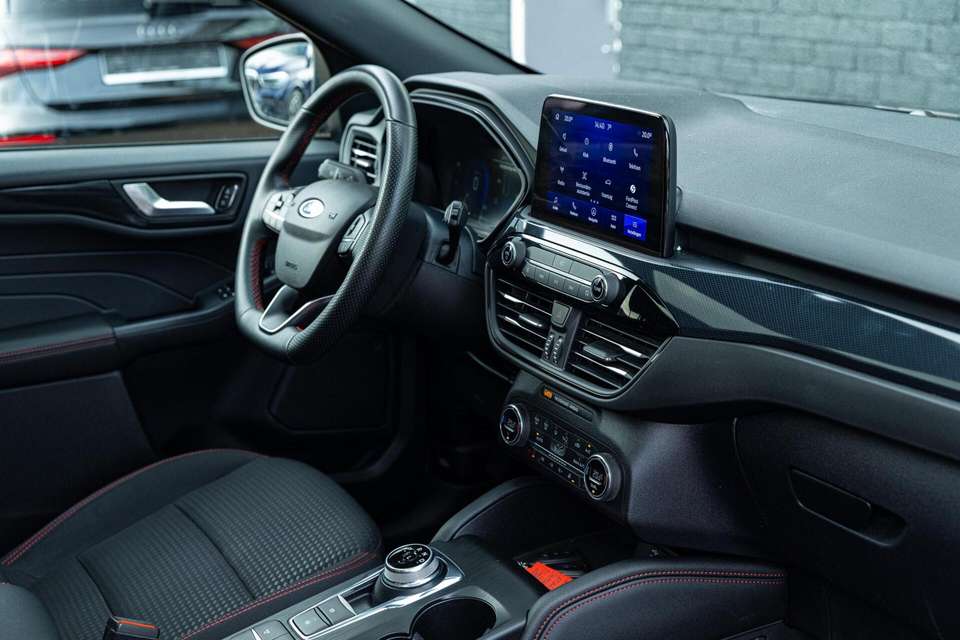 Ford Kuga - Imagem 11