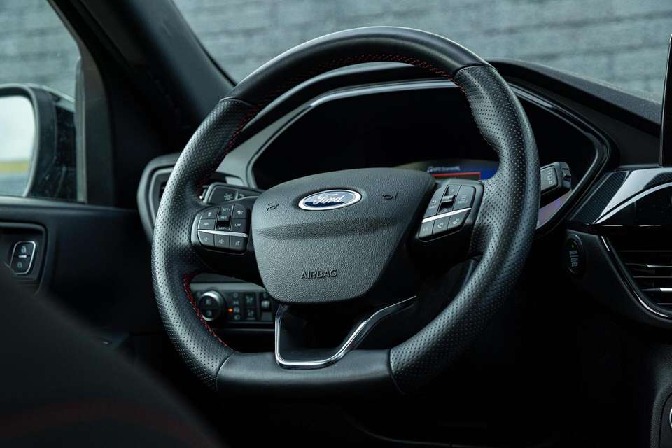 Ford Kuga - Imagem 17