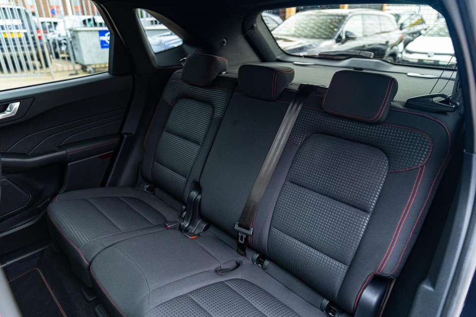 Ford Kuga - Imagem 19