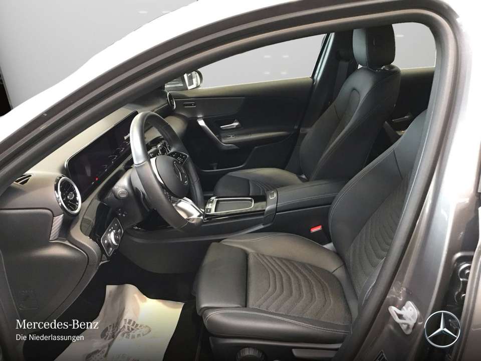 Mercedes-Benz A 180 - Imagem 11