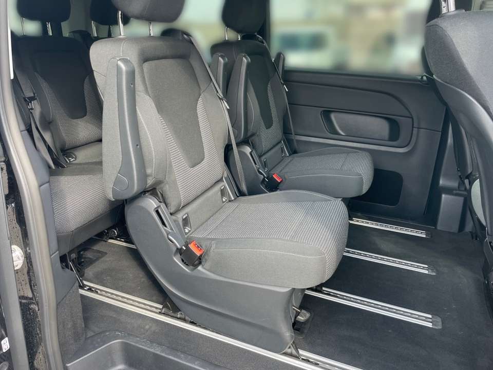 Mercedes-Benz V 250 - Imagem 13