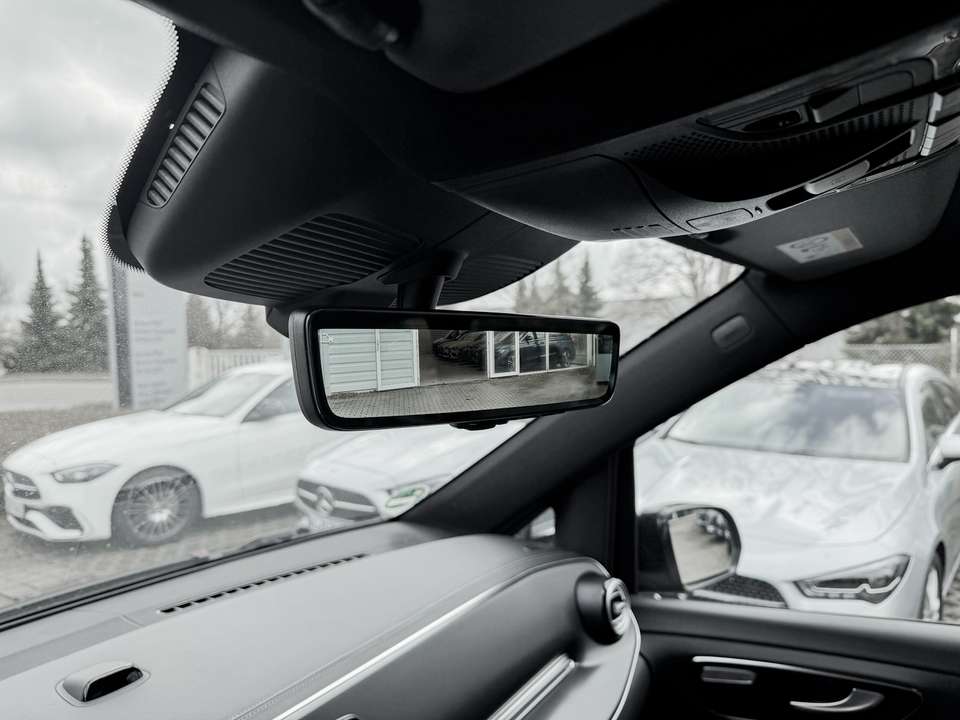 Mercedes-Benz V 300 - Imagem 12