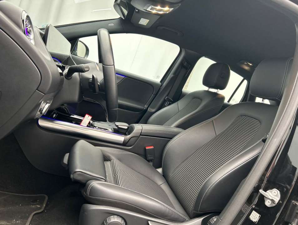 Mercedes-Benz EQA 250 - Imagem 4