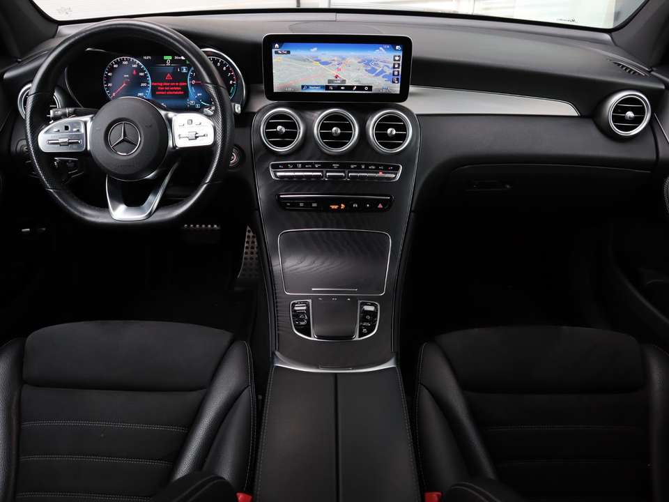 Mercedes-Benz GLC 300 - Imagem 15