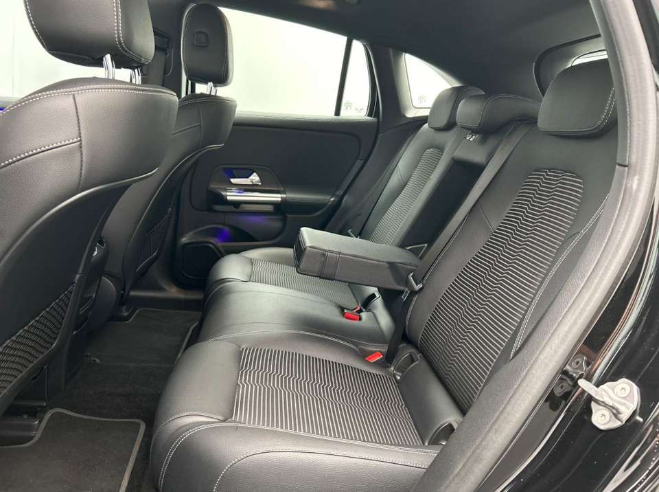 Mercedes-Benz EQA 250 - Imagem 10