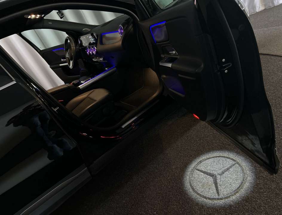 Mercedes-Benz EQA 250 - Imagem 14