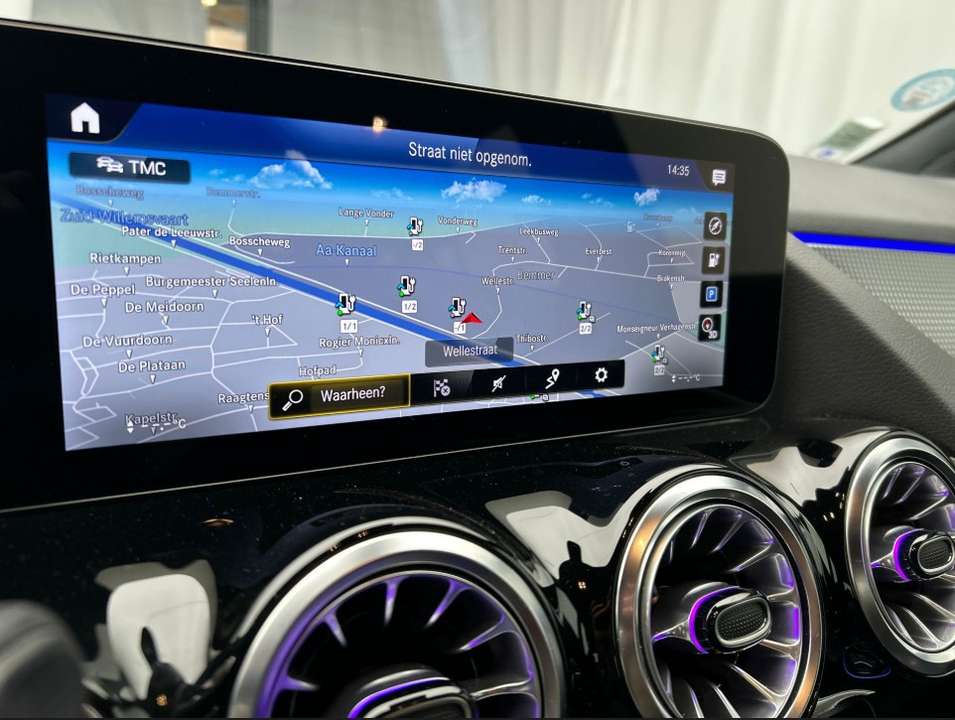 Mercedes-Benz EQA 250 - Imagem 15