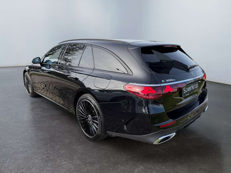 Mercedes-Benz E 300 - Imagem 6