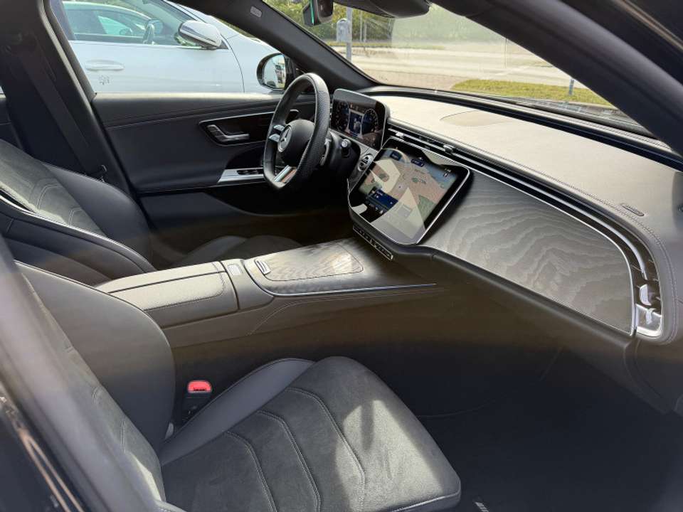 Mercedes-Benz E 300 - Imagem 11