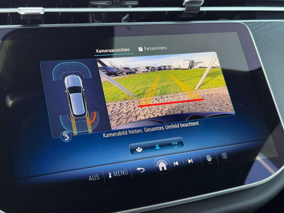 Mercedes-Benz E 300 - Imagem 13