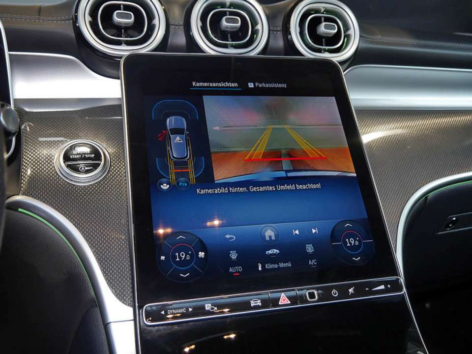 Mercedes-Benz GLC 200 - Imagem 13