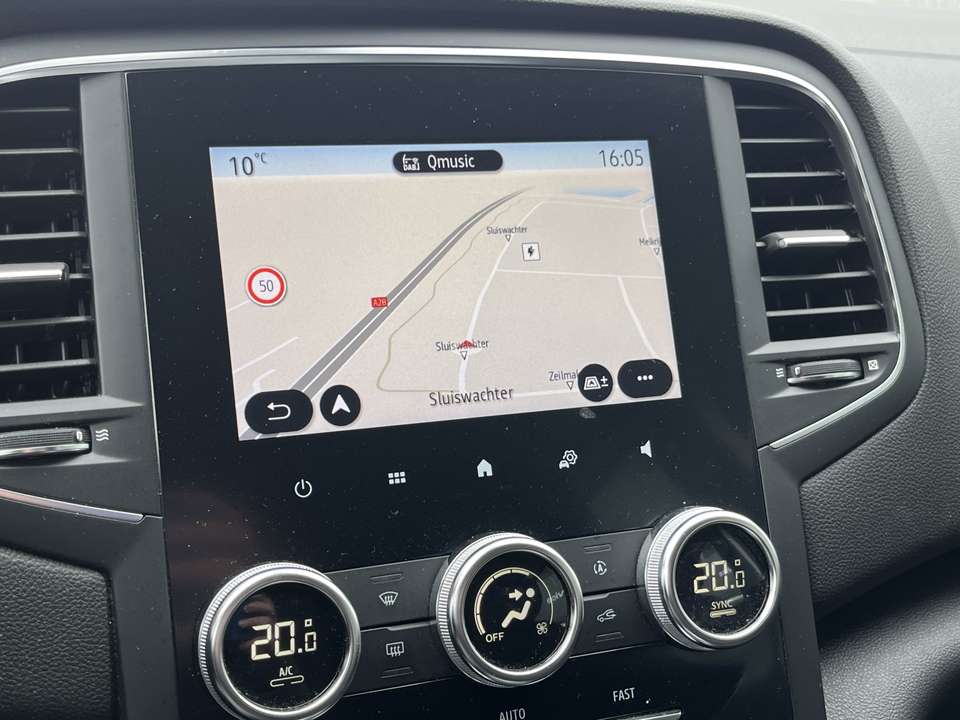 Renault Megane E-Tech - Imagem 11