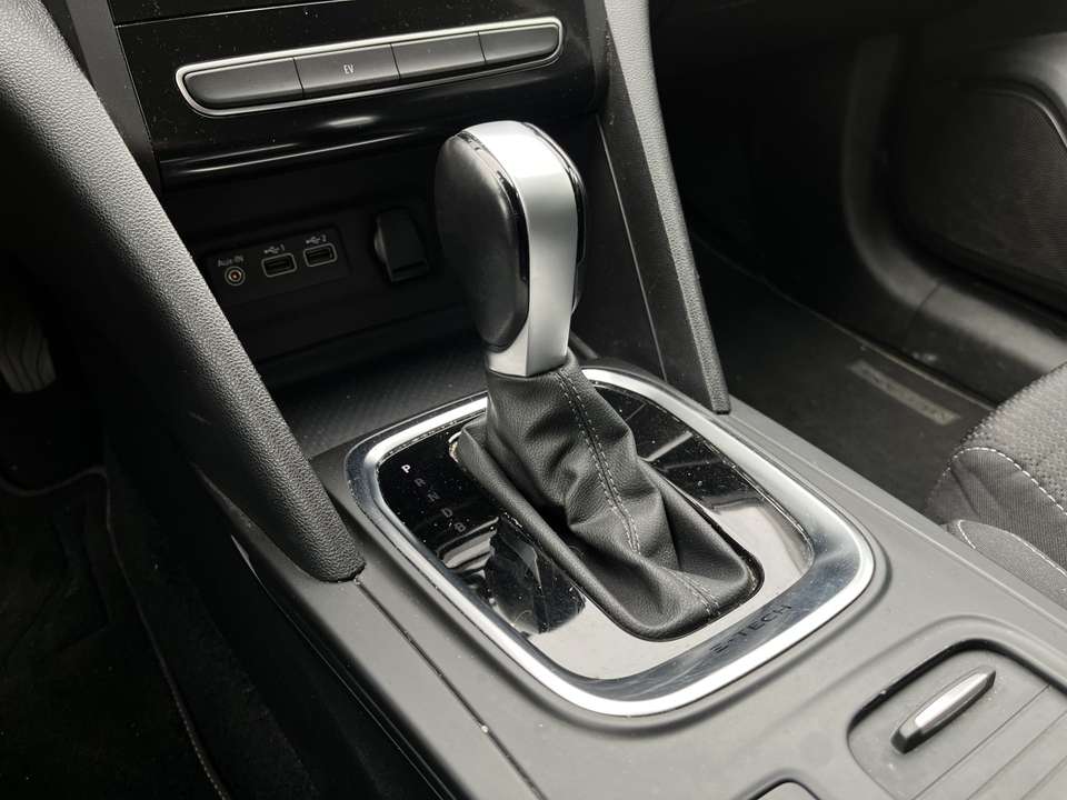 Renault Megane E-Tech - Imagem 16