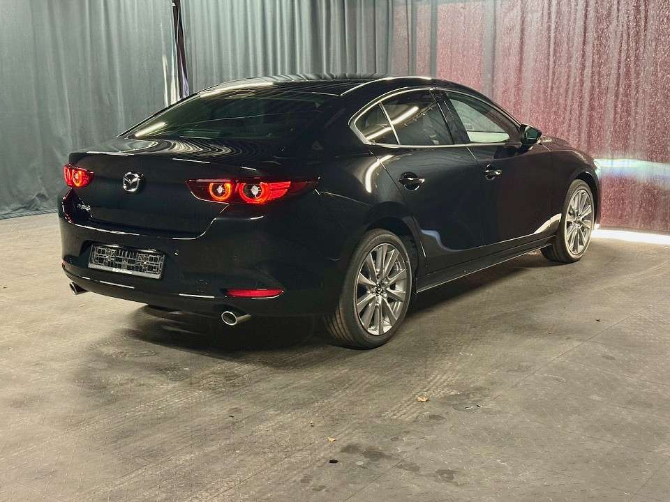 Mazda 3 - Imagem 8