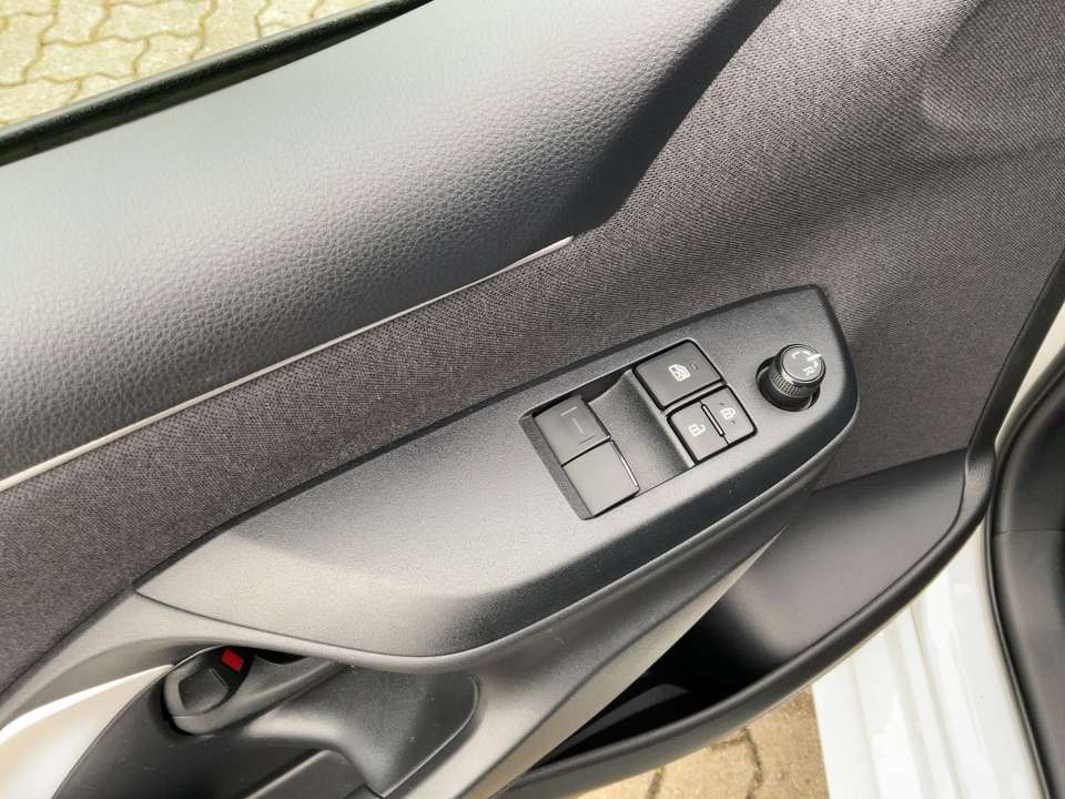 Toyota Yaris - Imagem 11