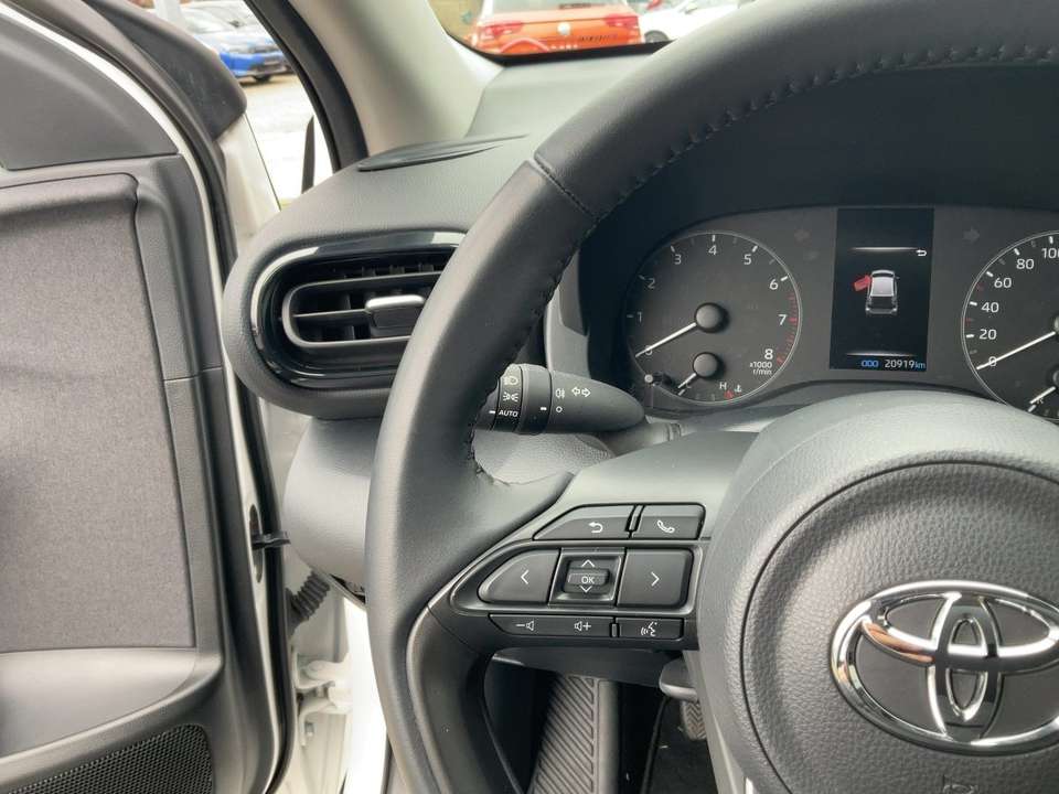 Toyota Yaris - Imagem 15