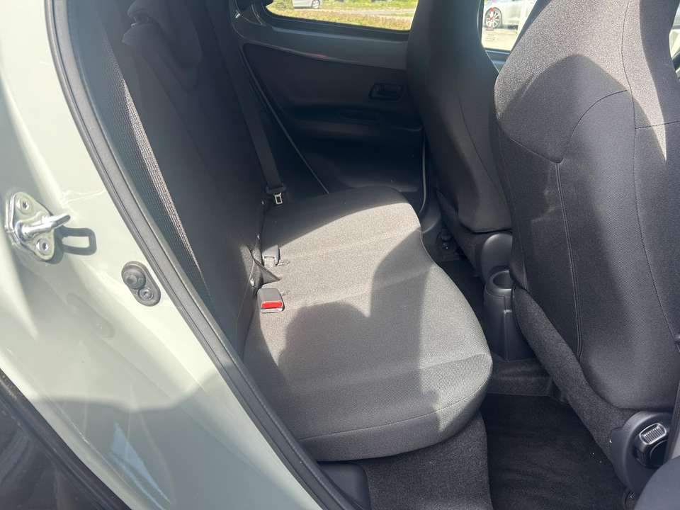 Toyota Aygo X - Imagem 8