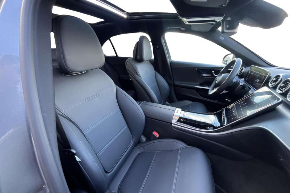 Mercedes-Benz C 300 - Imagem 6