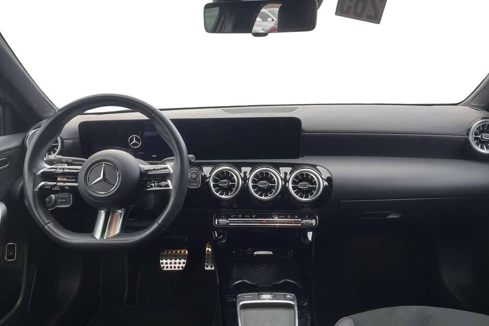 Mercedes-Benz A 250 - Imagem 12