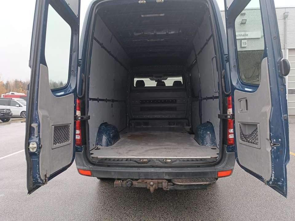 Mercedes-Benz Sprinter - Imagem 9