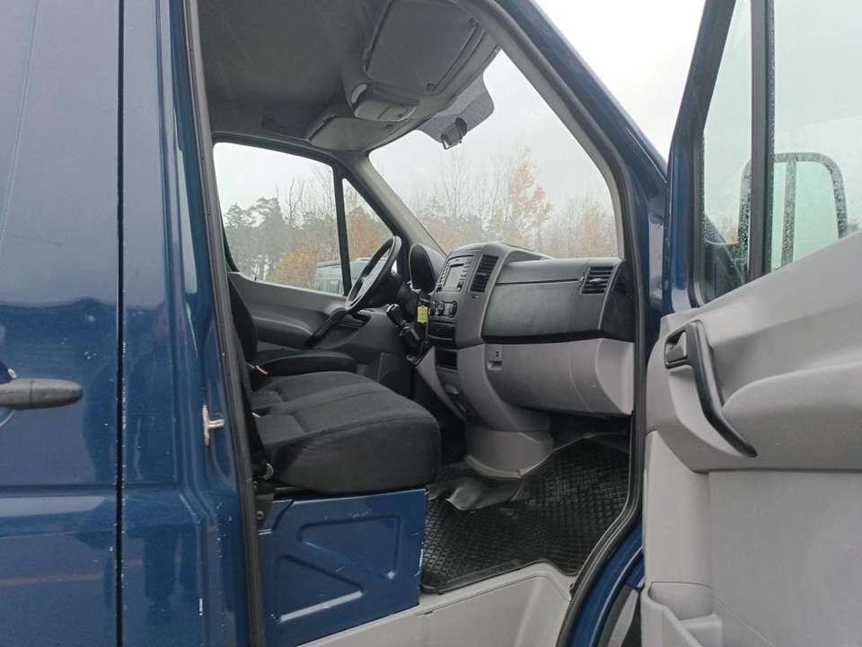 Mercedes-Benz Sprinter - Imagem 13