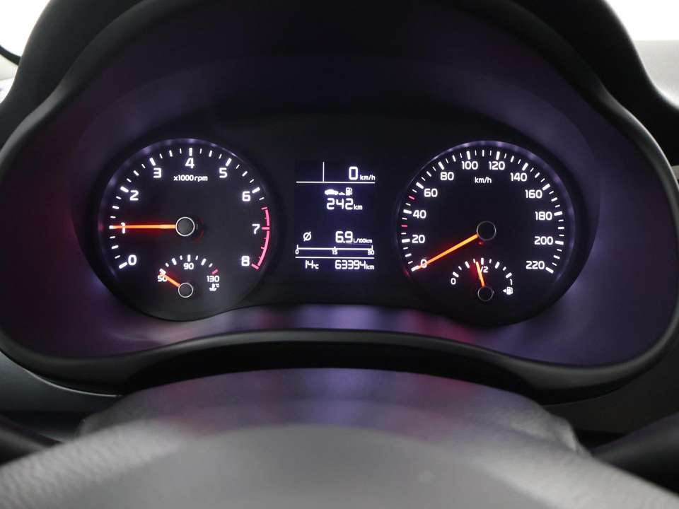 Kia Stonic - Imagem 12