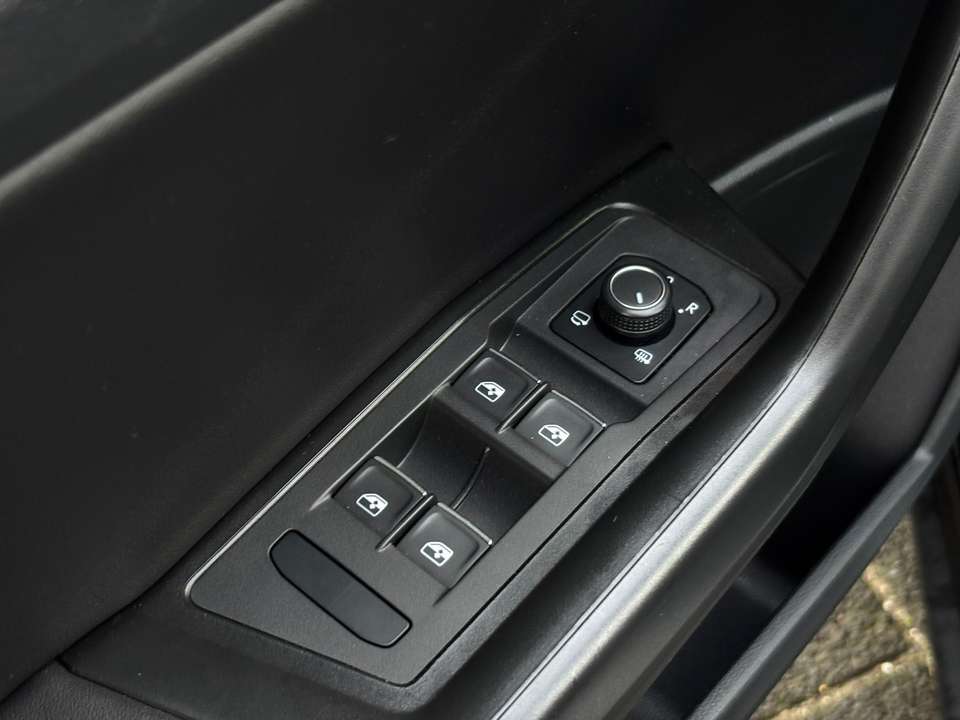 Volkswagen T-Roc - Imagem 8